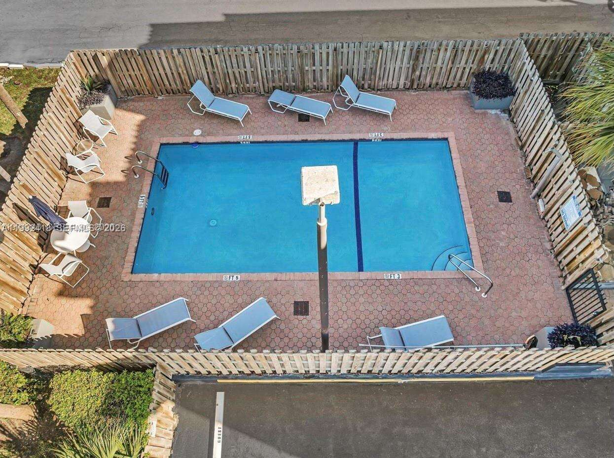 Beach Point Club | Unit #304 Unit #304 | Picture 16