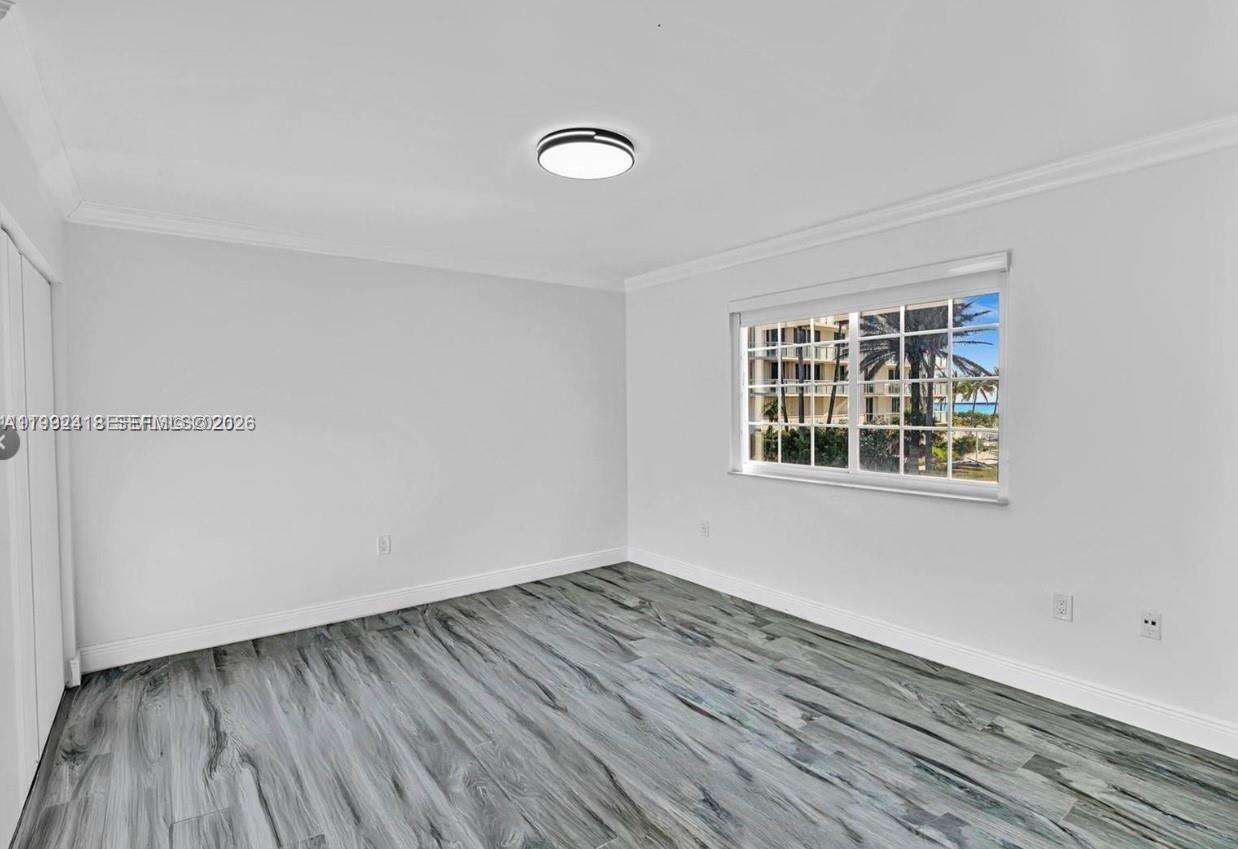 Beach Point Club | Unit #304 Unit #304 | Picture 3