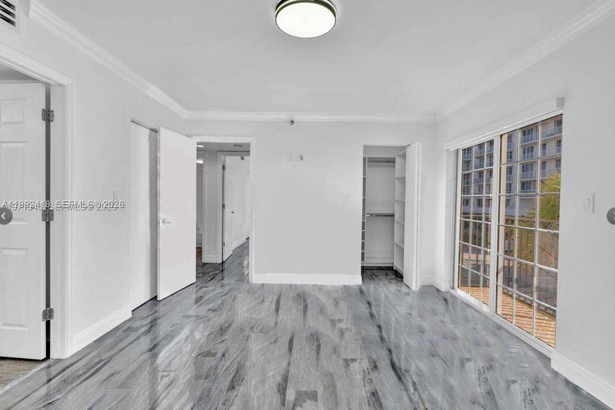 Beach Point Club | Unit #304 Unit #304 | Picture 5