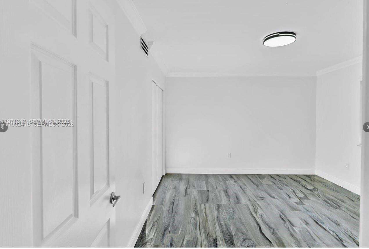 Beach Point Club | Unit #304 Unit #304 | Picture 6