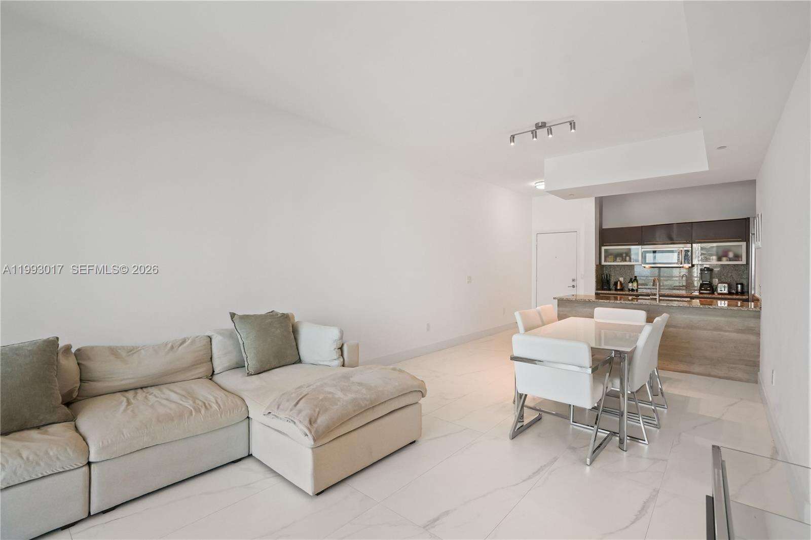 The Plaza 851 Brickell | Unit #4101 Unit #4101 | Picture 11