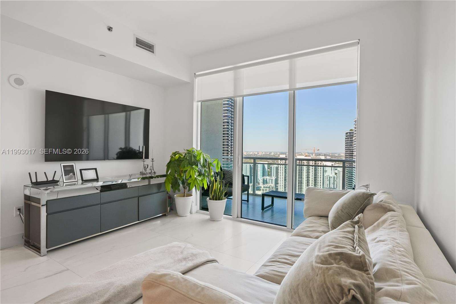 The Plaza 851 Brickell | Unit #4101 Unit #4101 | Picture 12
