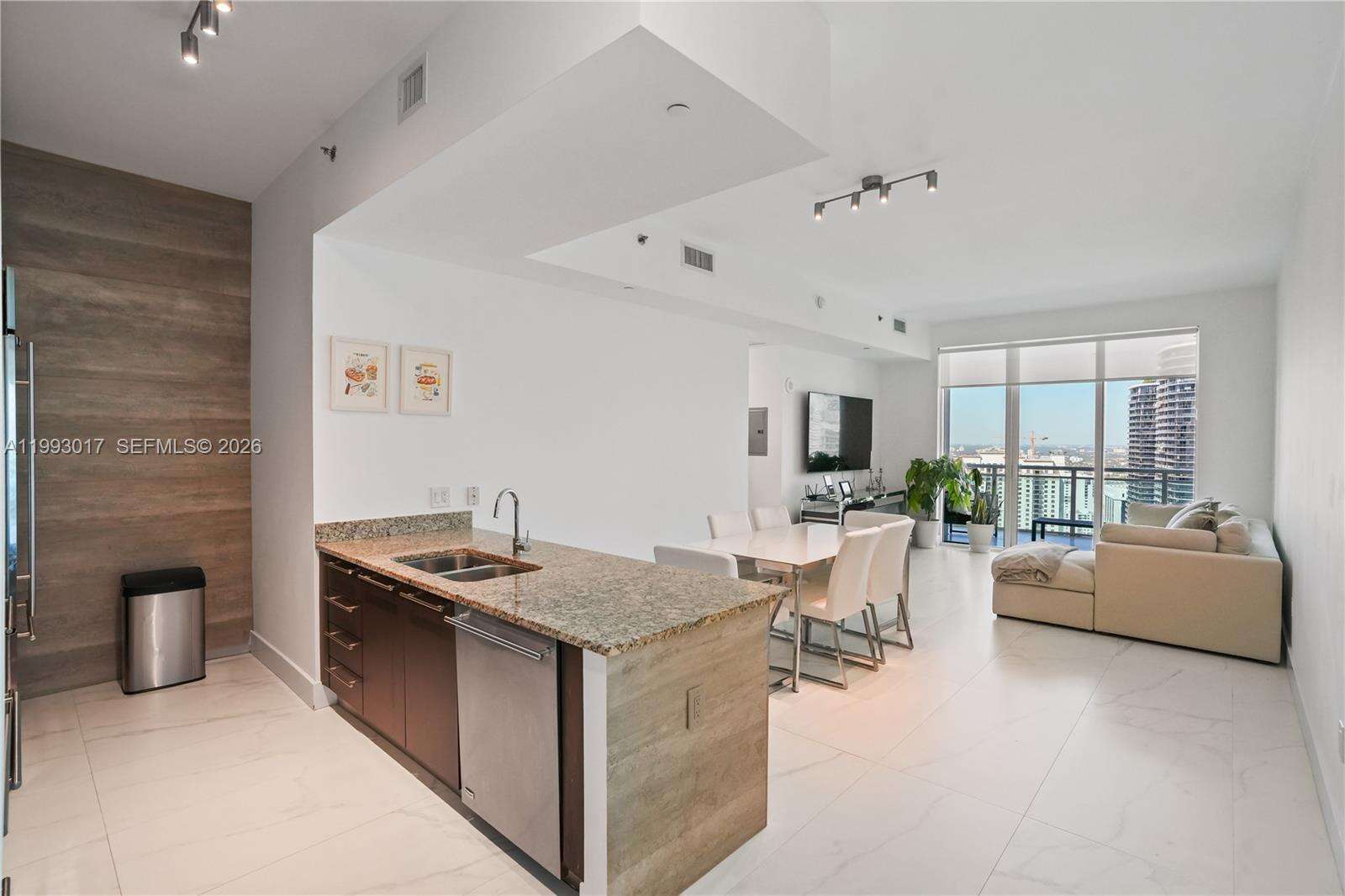 The Plaza 851 Brickell | Unit #4101 Unit #4101 | Picture 3
