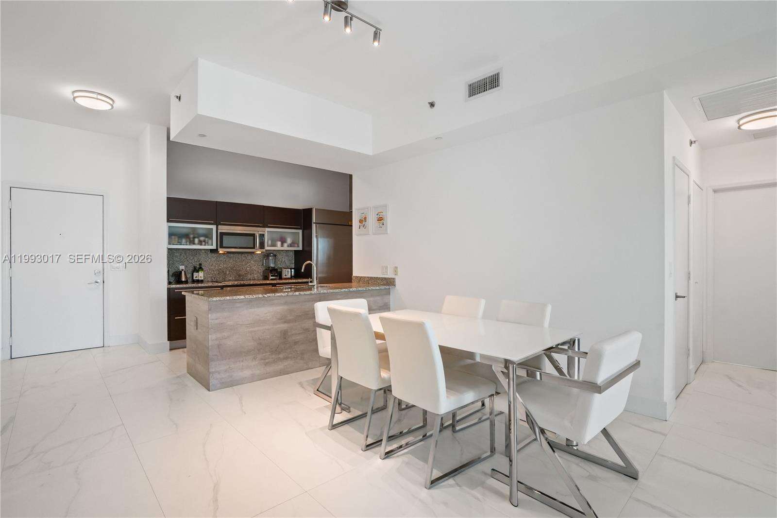 The Plaza 851 Brickell | Unit #4101 Unit #4101 | Picture 9
