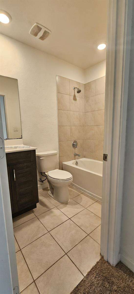 Towns At Seascape | N/A N/A | Picture 18