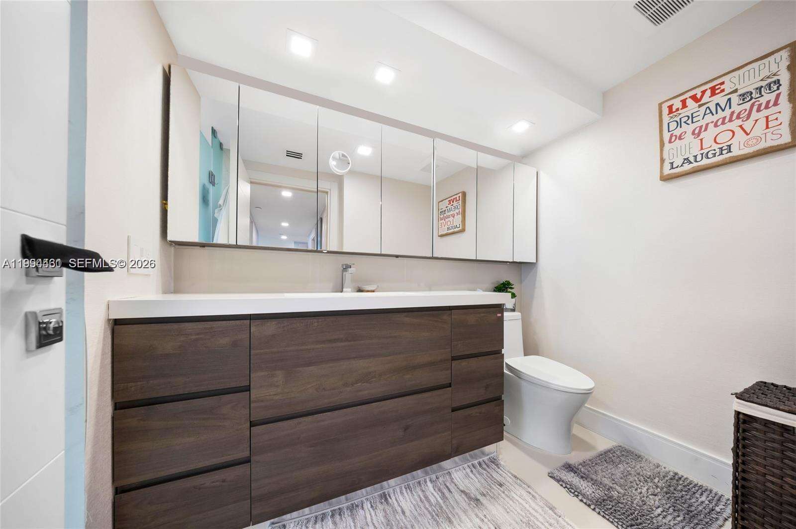 Villa Regina | Unit #506 Unit #506 | Picture 12