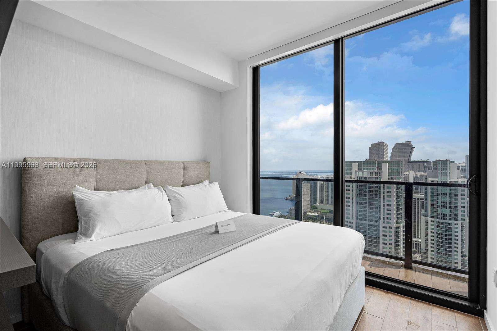 398 Ne 5th Street | Unit #4712 Unit #4712 | Picture 3