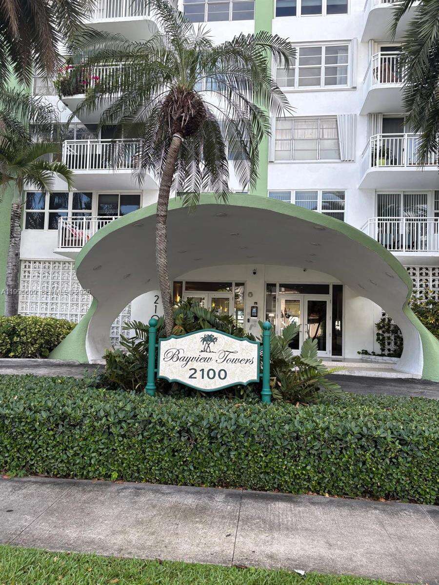 Bayview Towers Condo North Bldg | Unit #B1605 Unit #B1605 | Picture 2