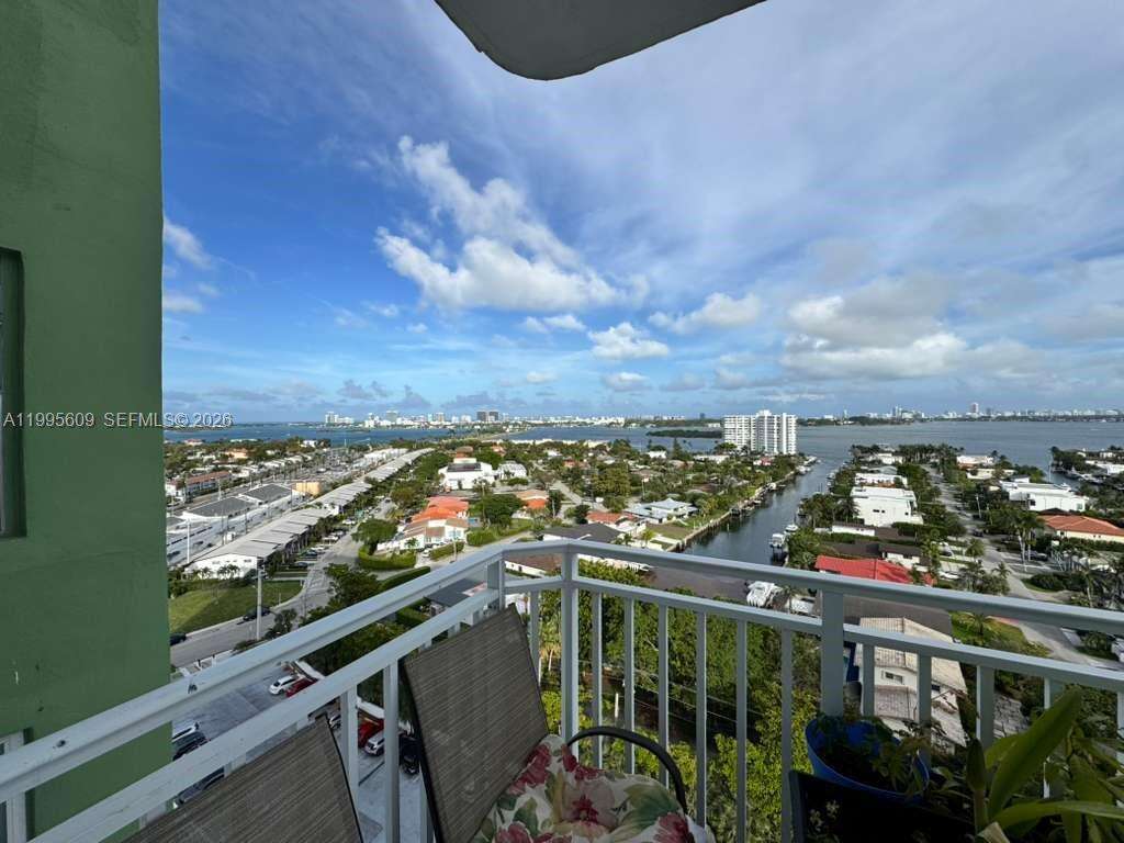 Bayview Towers Condo North Bldg | Unit #B1605 Unit #B1605 | Picture 14