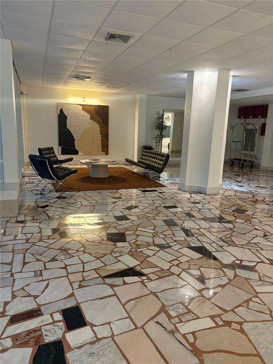 Bayview Towers Condo North Bldg | Unit #B1605 Unit #B1605 | Picture 5