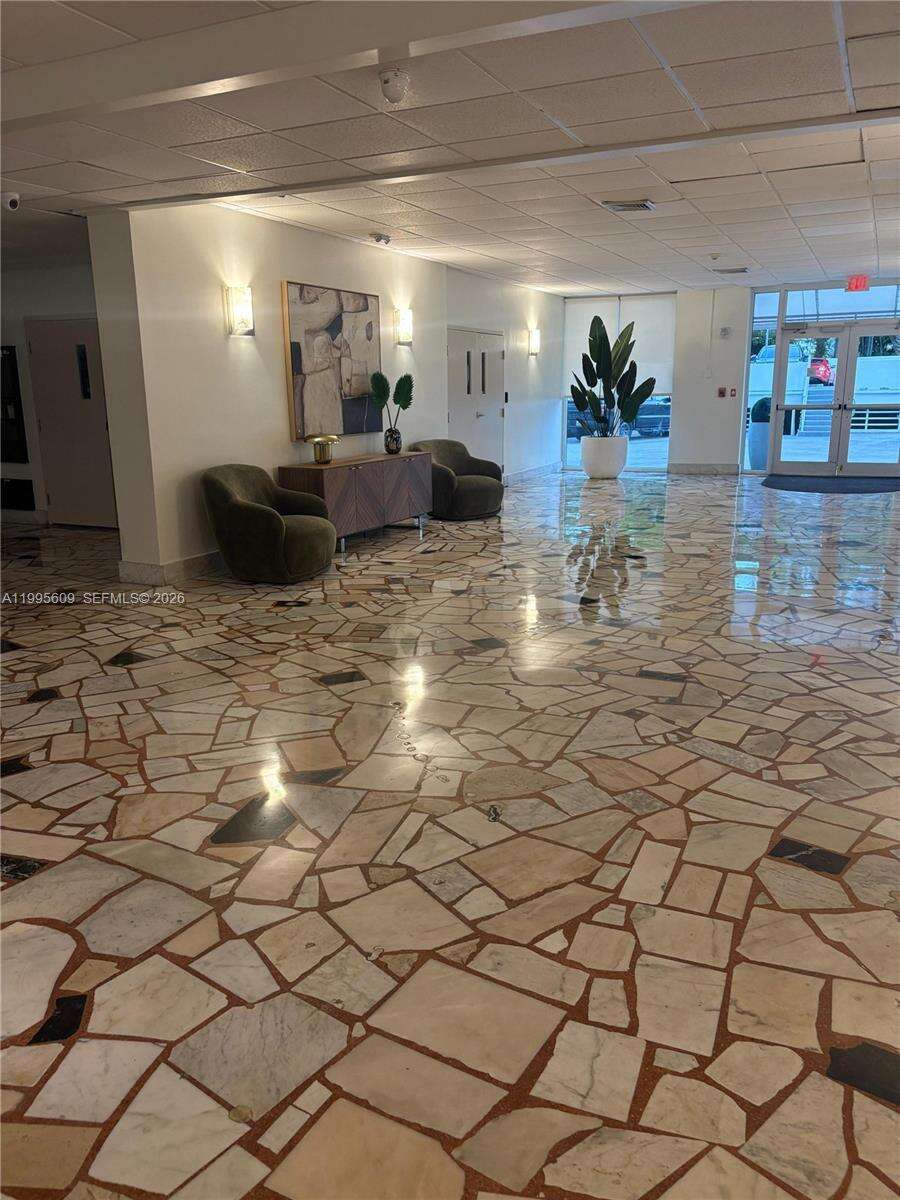 Bayview Towers Condo North Bldg | Unit #B1605 Unit #B1605 | Picture 6