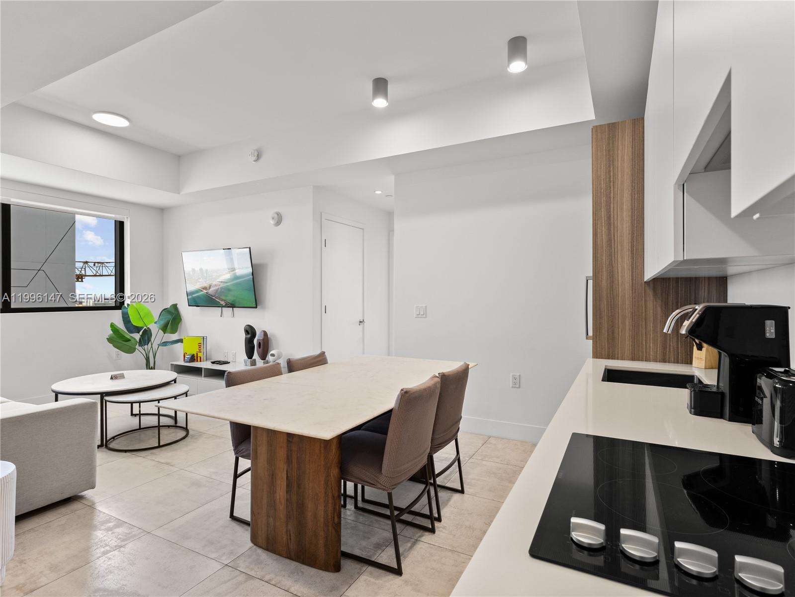 Smart Brickell | Unit #1403 Unit #1403 | Picture 15