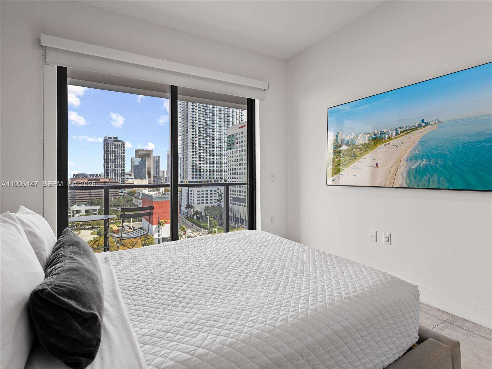 Smart Brickell | Unit #1403 Unit #1403 | Picture 10