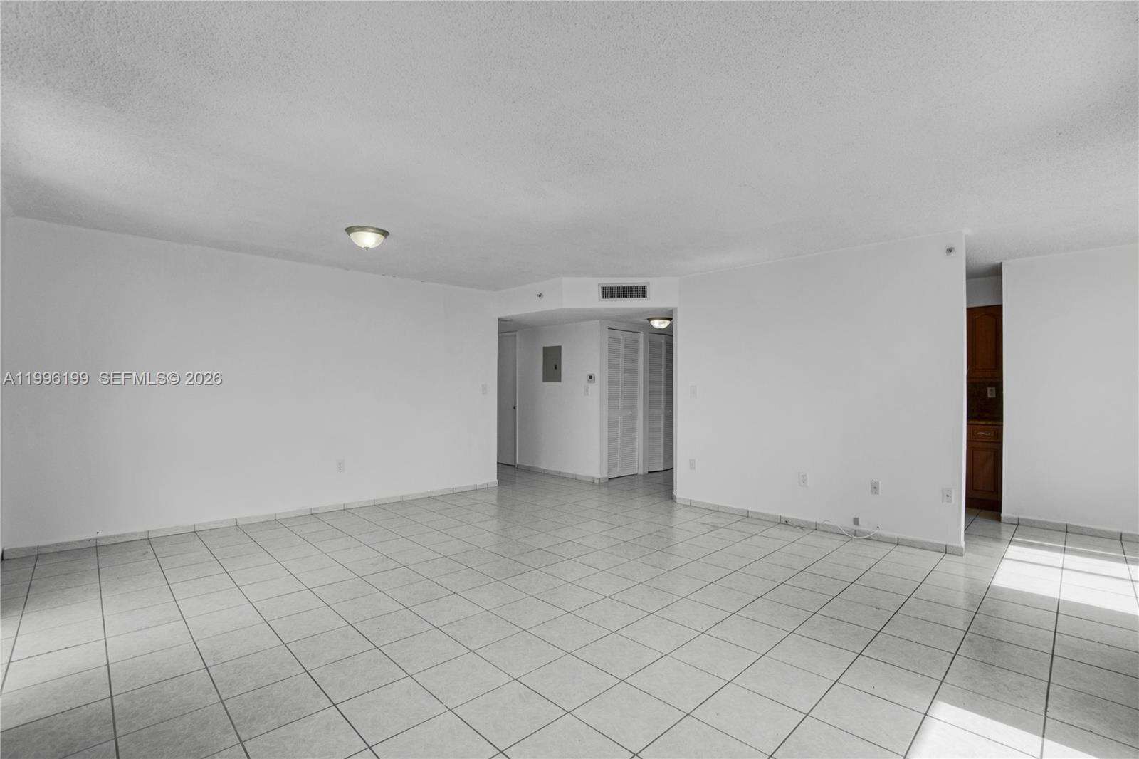 West Bay Plaza | Unit #408 Unit #408 | Picture 4