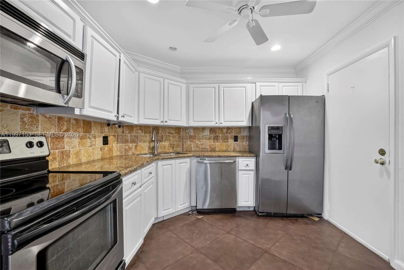 The Inverrary Country Club Apts Phase I | Unit #207 Unit #207 | Picture 7