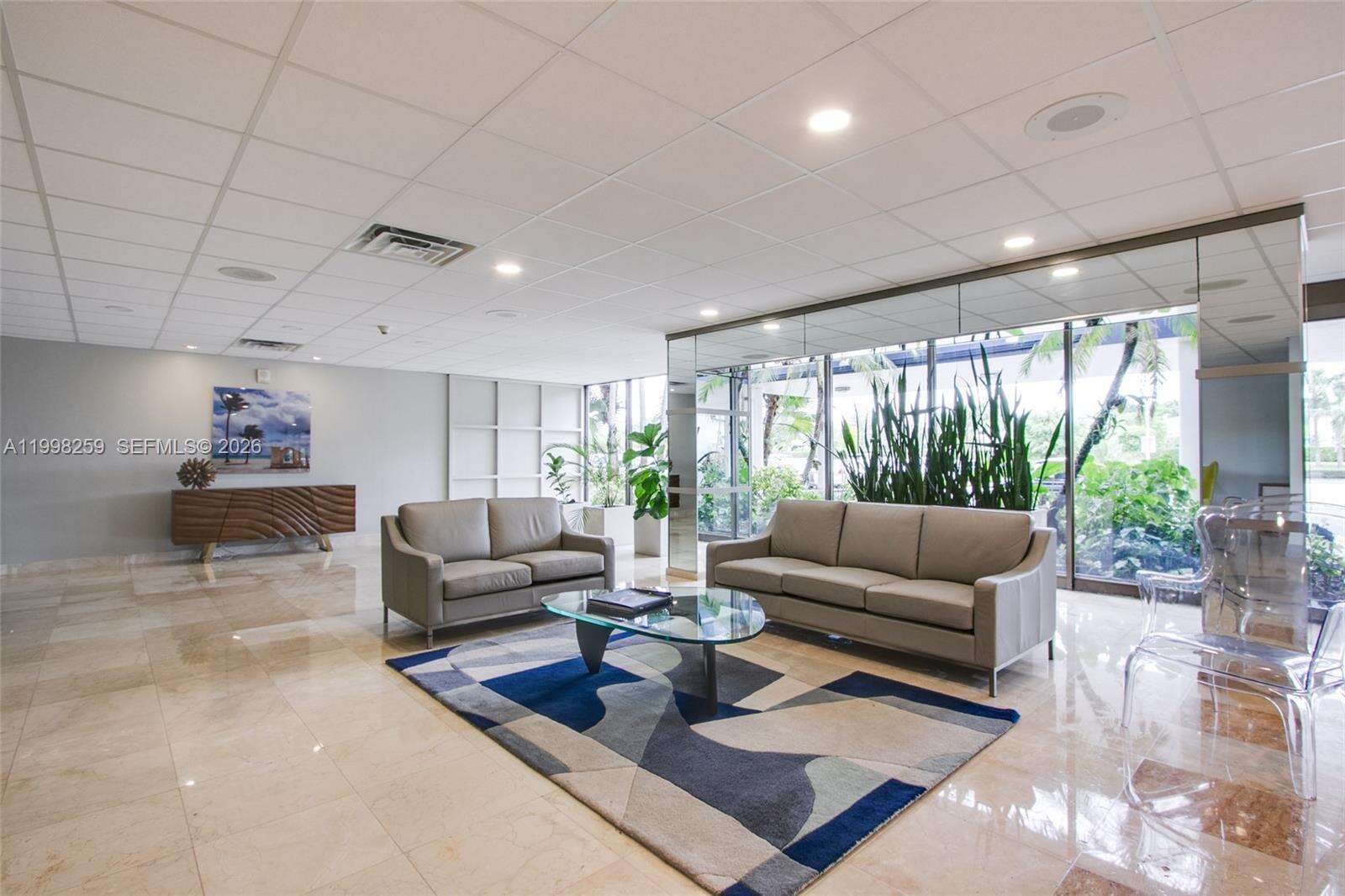 Hillcrest East No 22 | Unit #303 Unit #303 | Picture 7