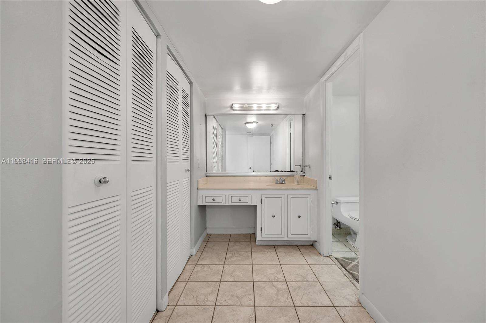 Cedar Glenn | Unit #114E Unit #114E | Picture 14
