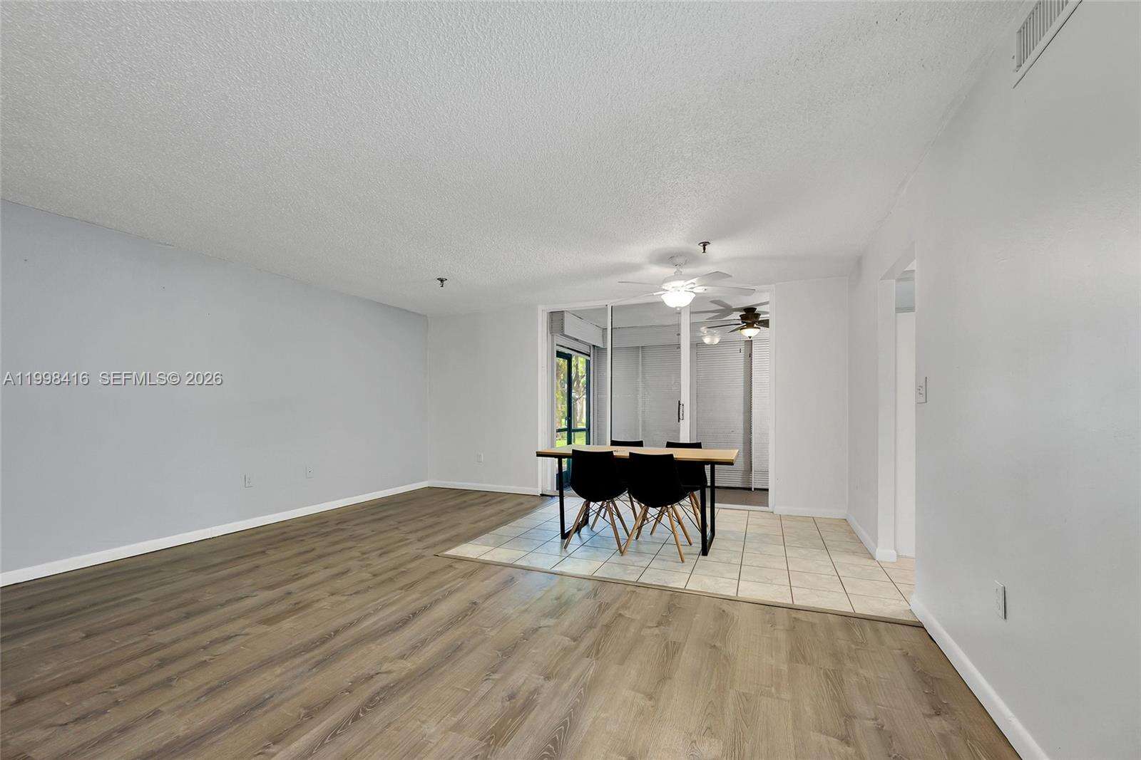Cedar Glenn | Unit #114E Unit #114E | Picture 3