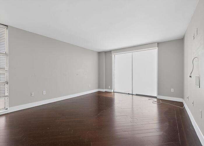 Le Trianon | Unit #23a Unit #23a | Picture 11