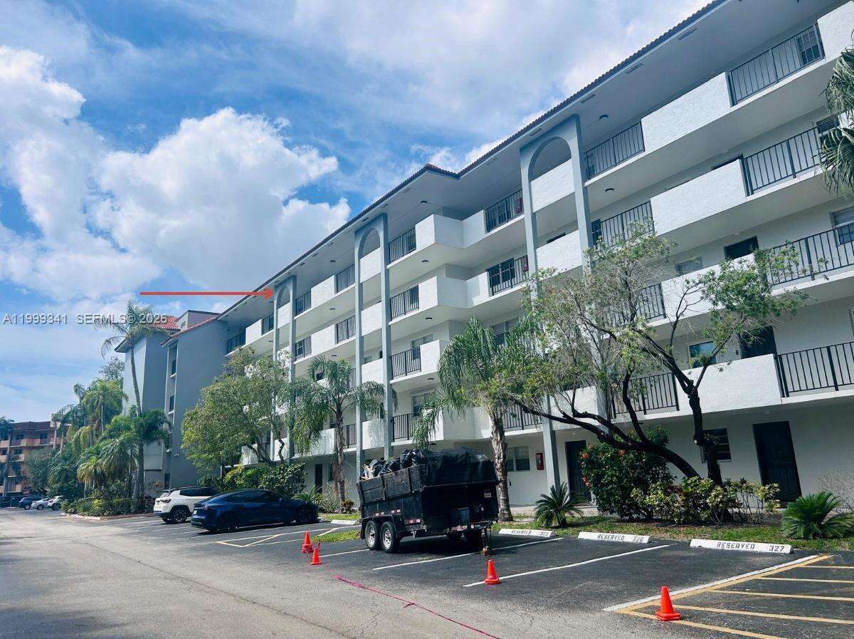 Sunrise Island Condominium Iii | Unit #508 Unit #508 | Picture 1