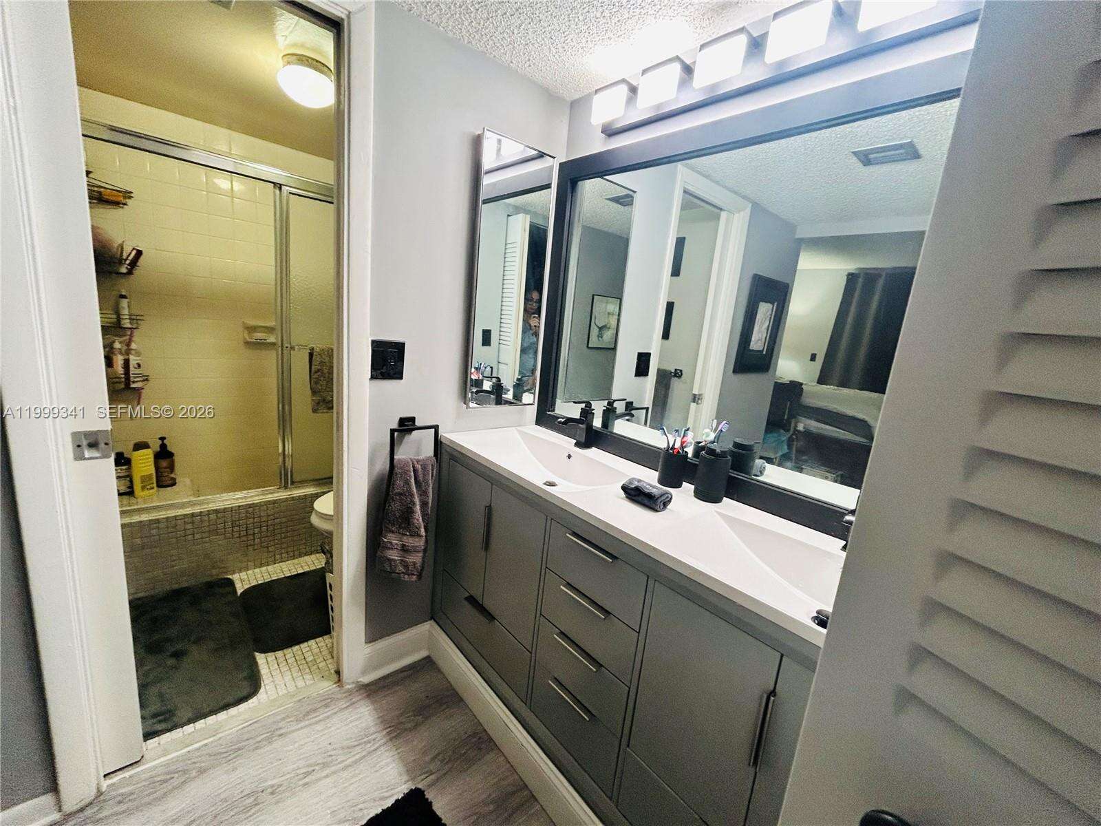 Sunrise Island Condominium Iii | Unit #508 Unit #508 | Picture 17