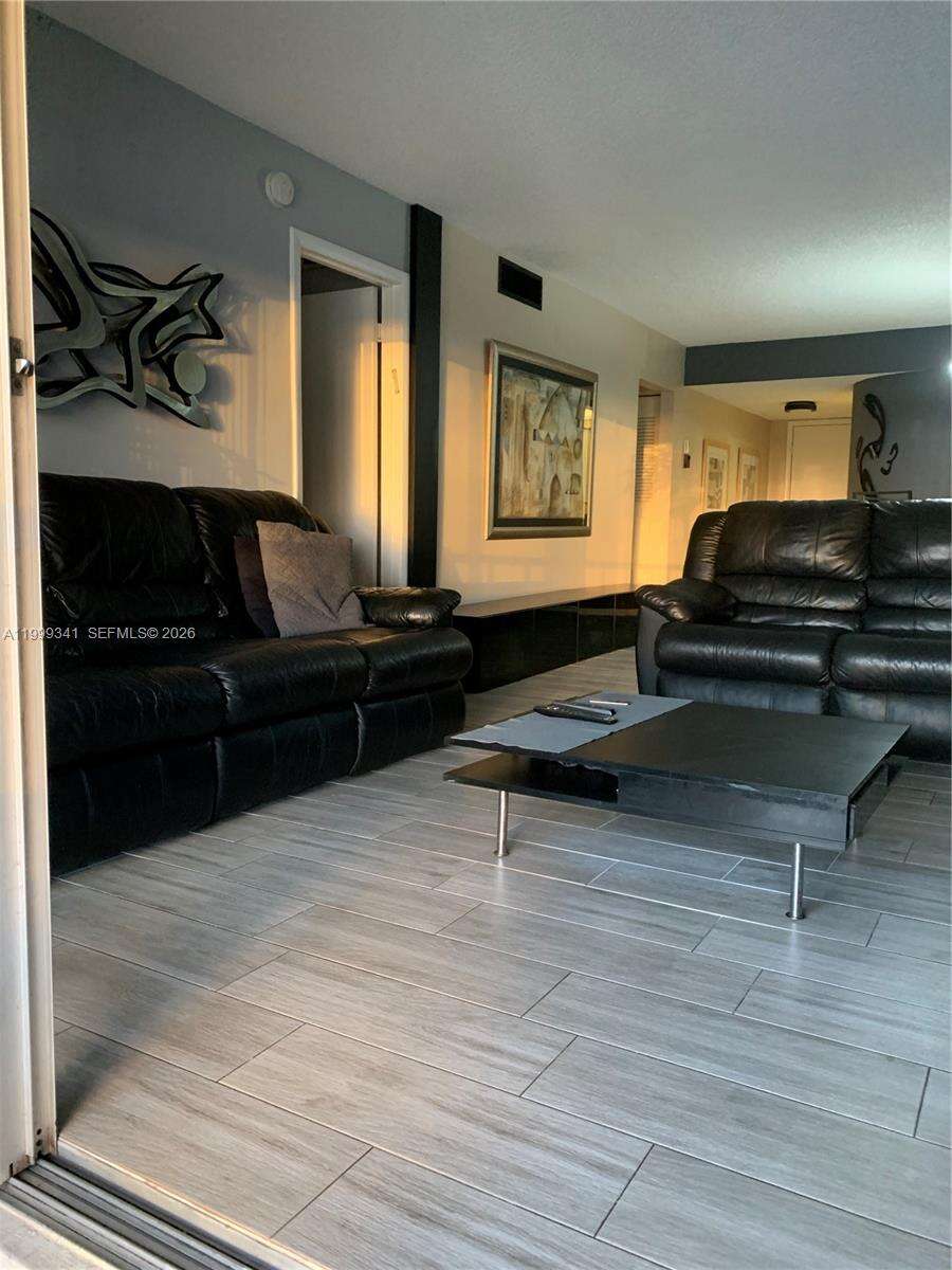 Sunrise Island Condominium Iii | Unit #508 Unit #508 | Picture 3