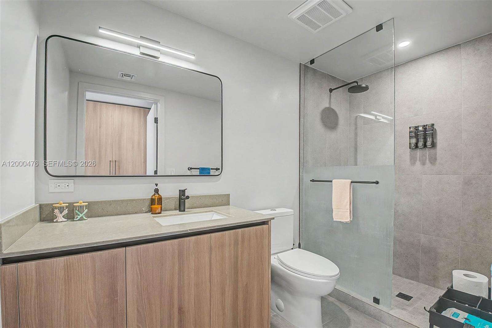 501 First Residences | Unit #1701 Unit #1701 | Picture 18
