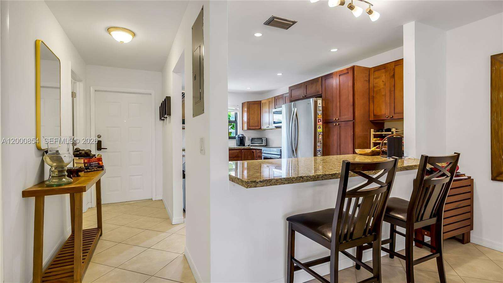 Westview Condominium No Three | Unit #186 Unit #186 | Picture 3
