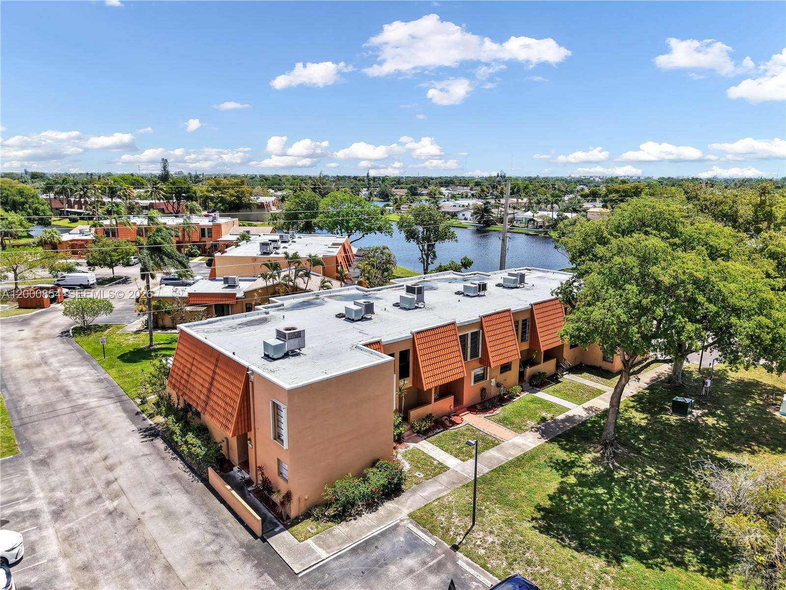 Westview Condominium No Three | Unit #186 Unit #186 | Picture 35