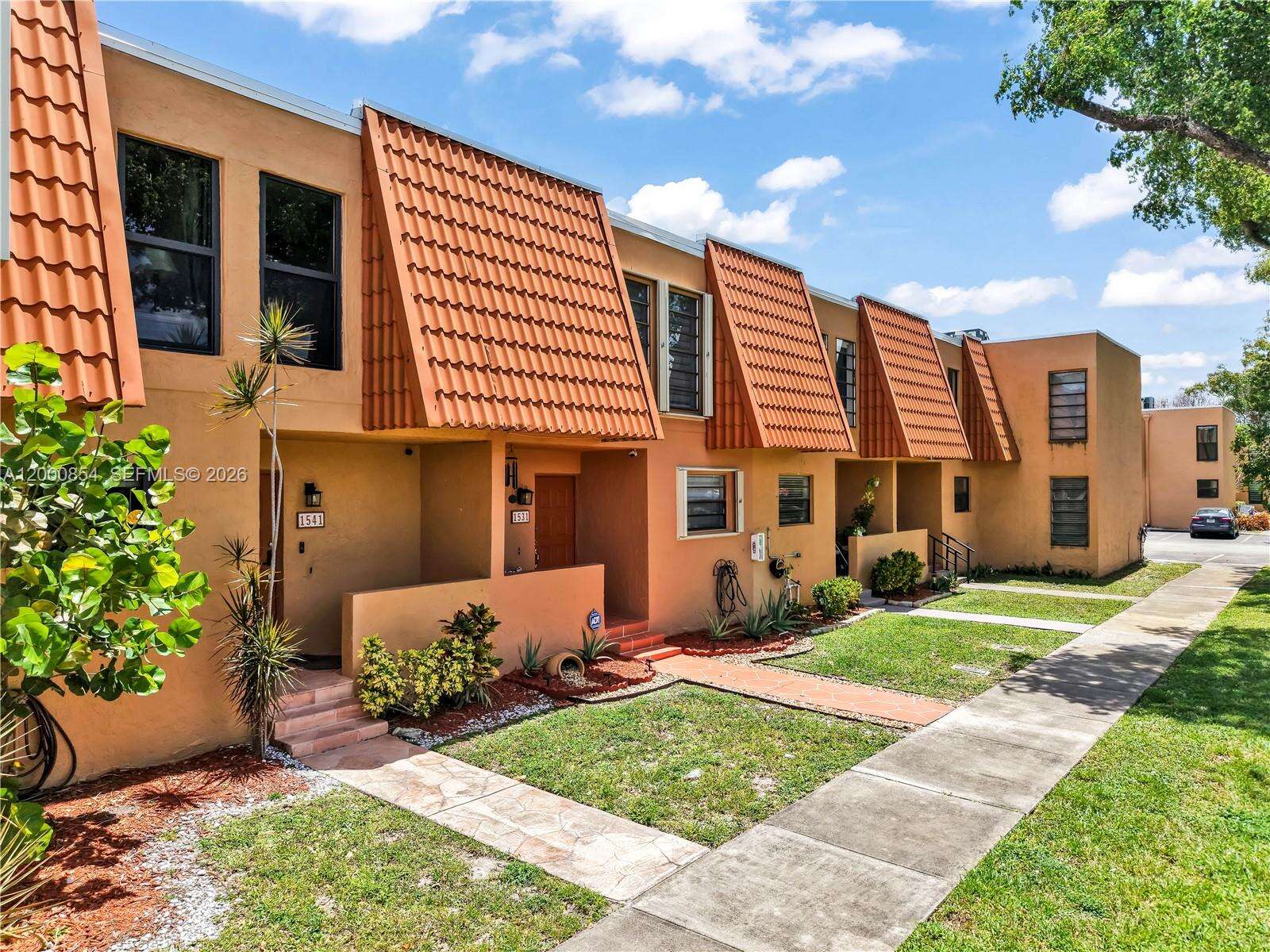 Westview Condominium No Three | Unit #186 Unit #186 | Picture 39