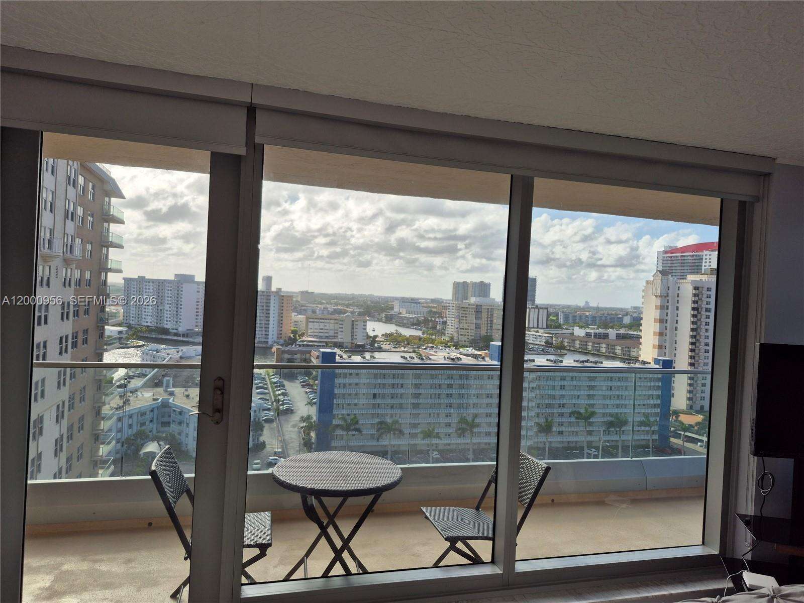Malaga Towers | Unit #17C Unit #17C | Picture 7