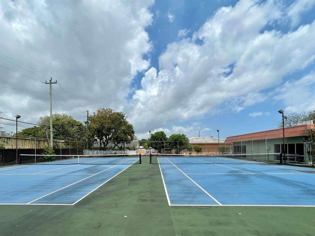 The Racquet Club Of Fort Lauderdale | Unit #J12 Unit #J12 | Picture 15