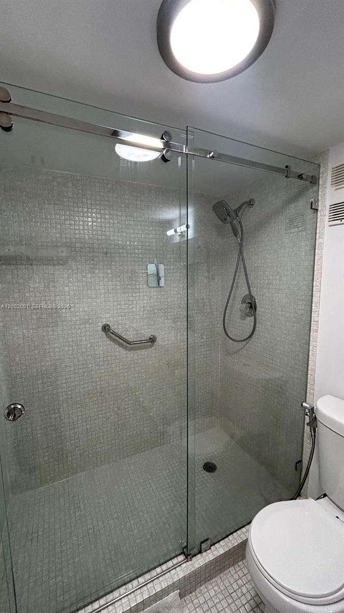 Cedar Glenn | Unit #208E Unit #208E | Picture 17