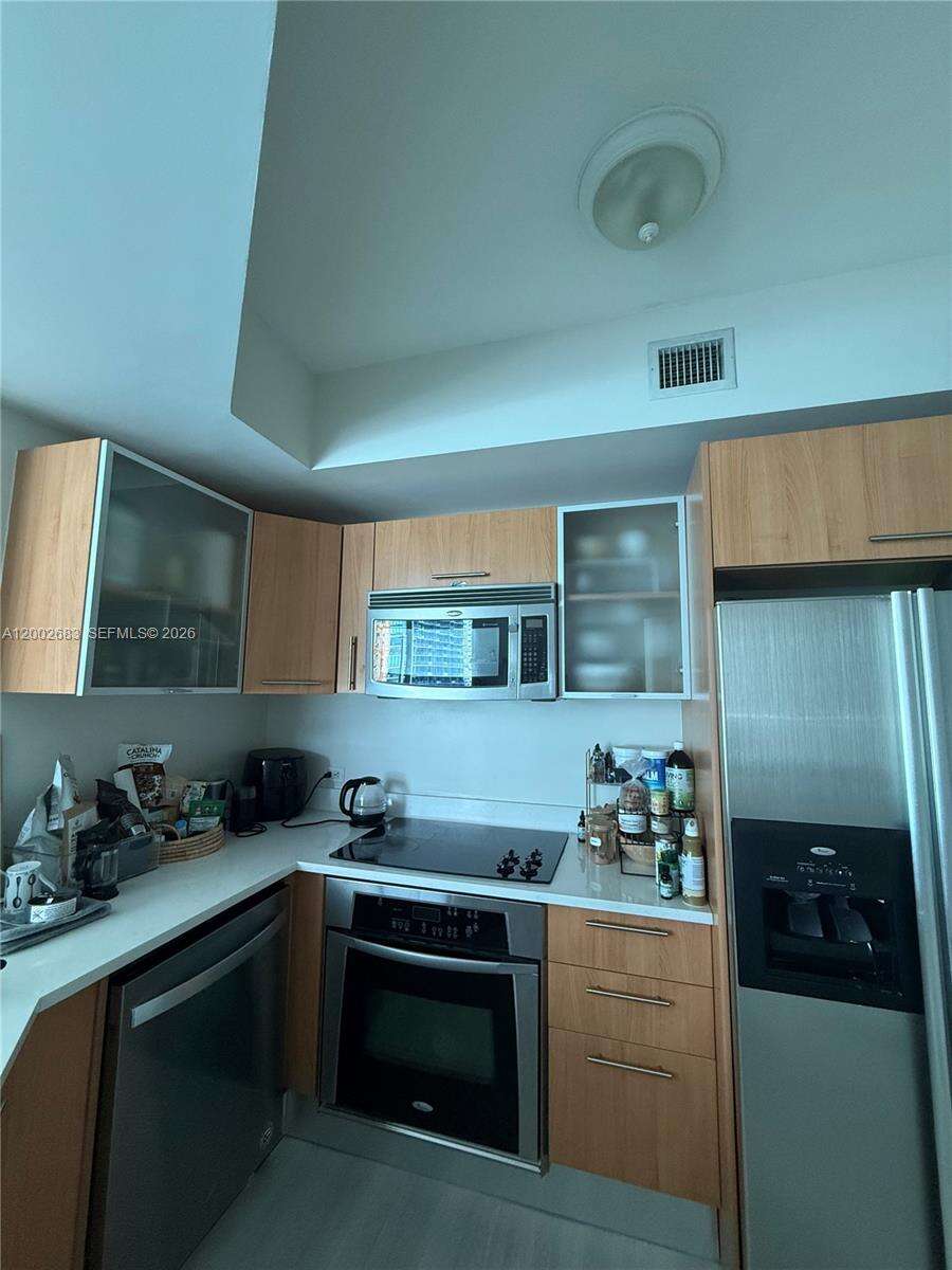 Platinum | Unit #903 Unit #903 | Picture 7