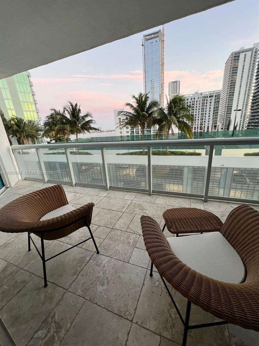 Platinum | Unit #903 Unit #903 | Picture 10