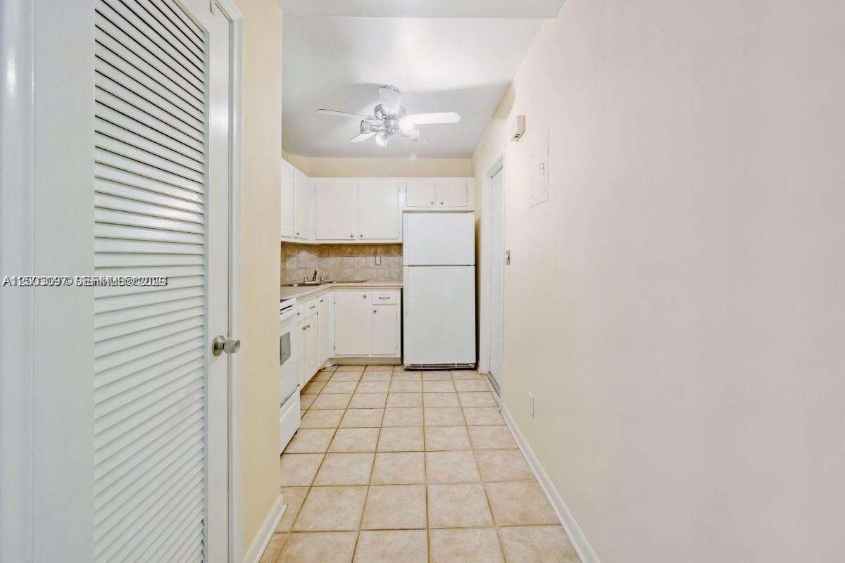Manor Grove Village One Inc | Unit #114B Unit #114B | Picture 15