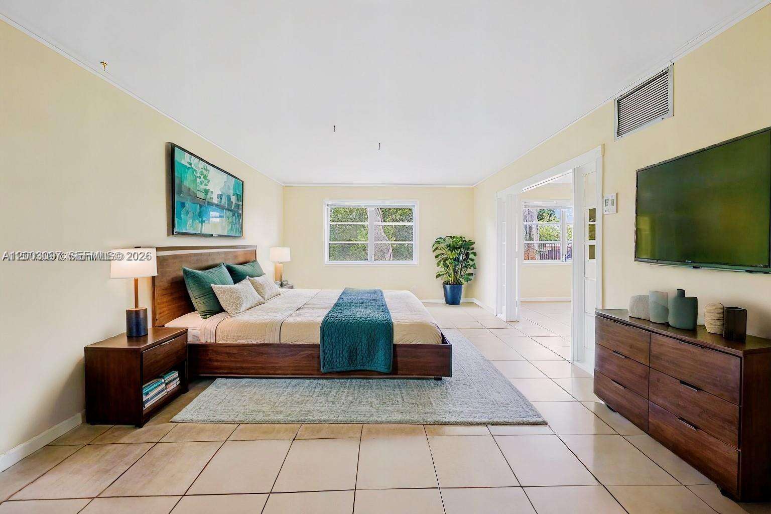 Manor Grove Village One Inc | Unit #114B Unit #114B | Picture 4