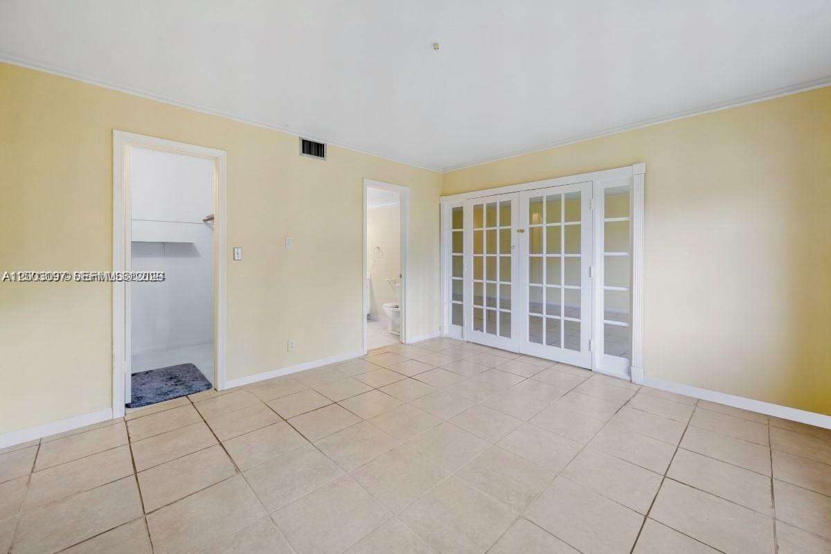 Manor Grove Village One Inc | Unit #114B Unit #114B | Picture 8
