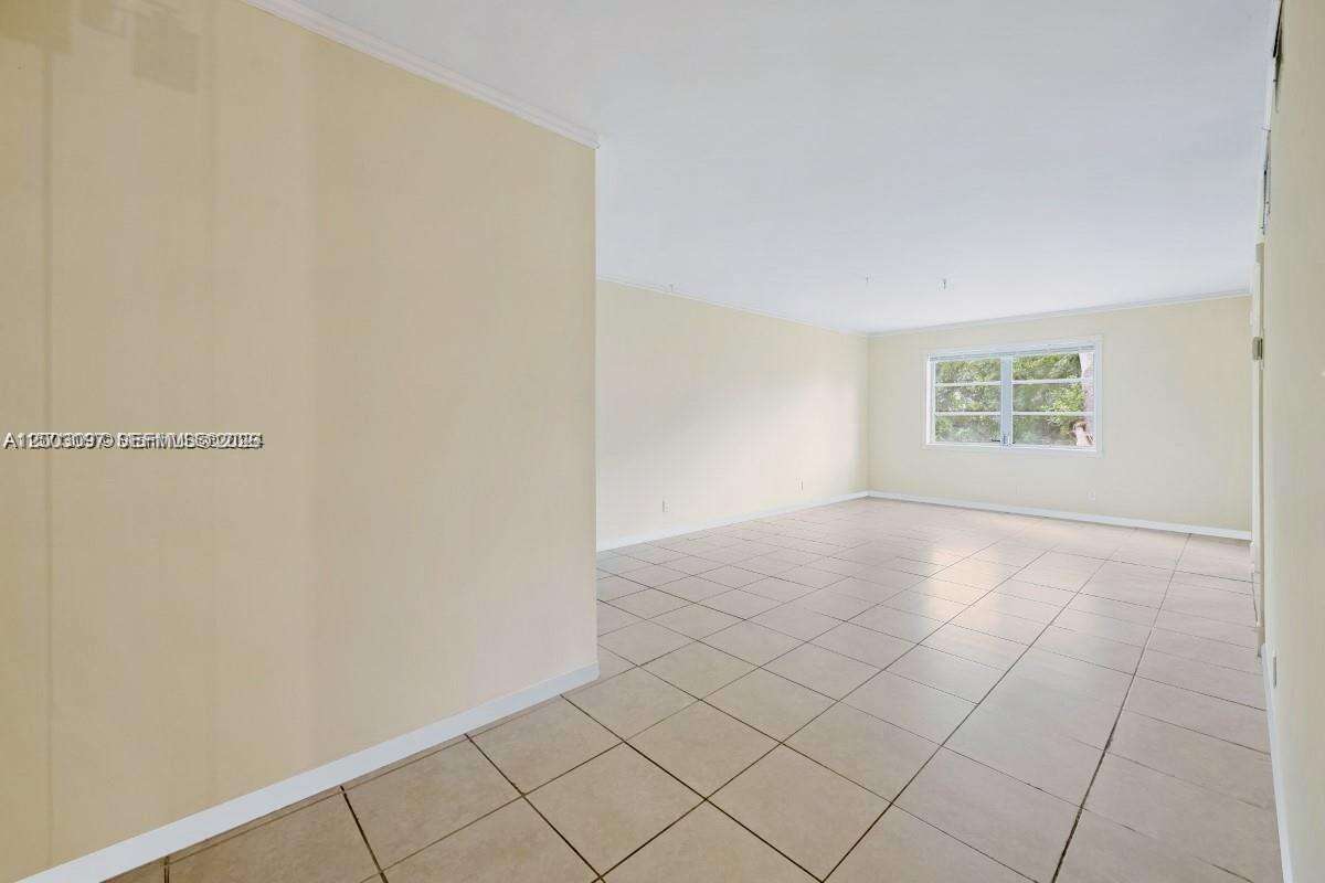 Manor Grove Village One Inc | Unit #114B Unit #114B | Picture 9