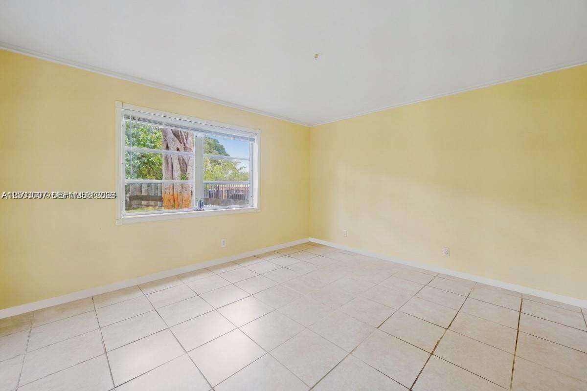 Manor Grove Village One Inc | Unit #114B Unit #114B | Picture 10