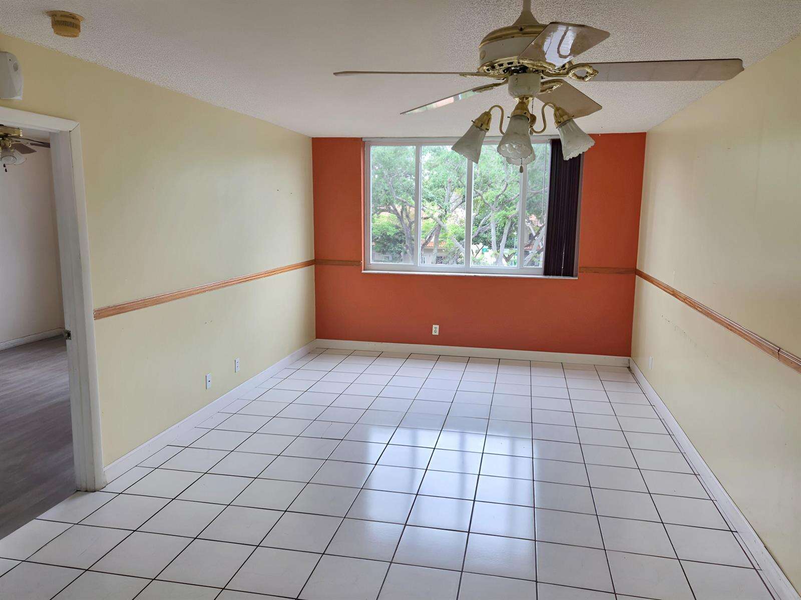 Palm Court | Unit #D-301 Unit #D-301 | Picture 5
