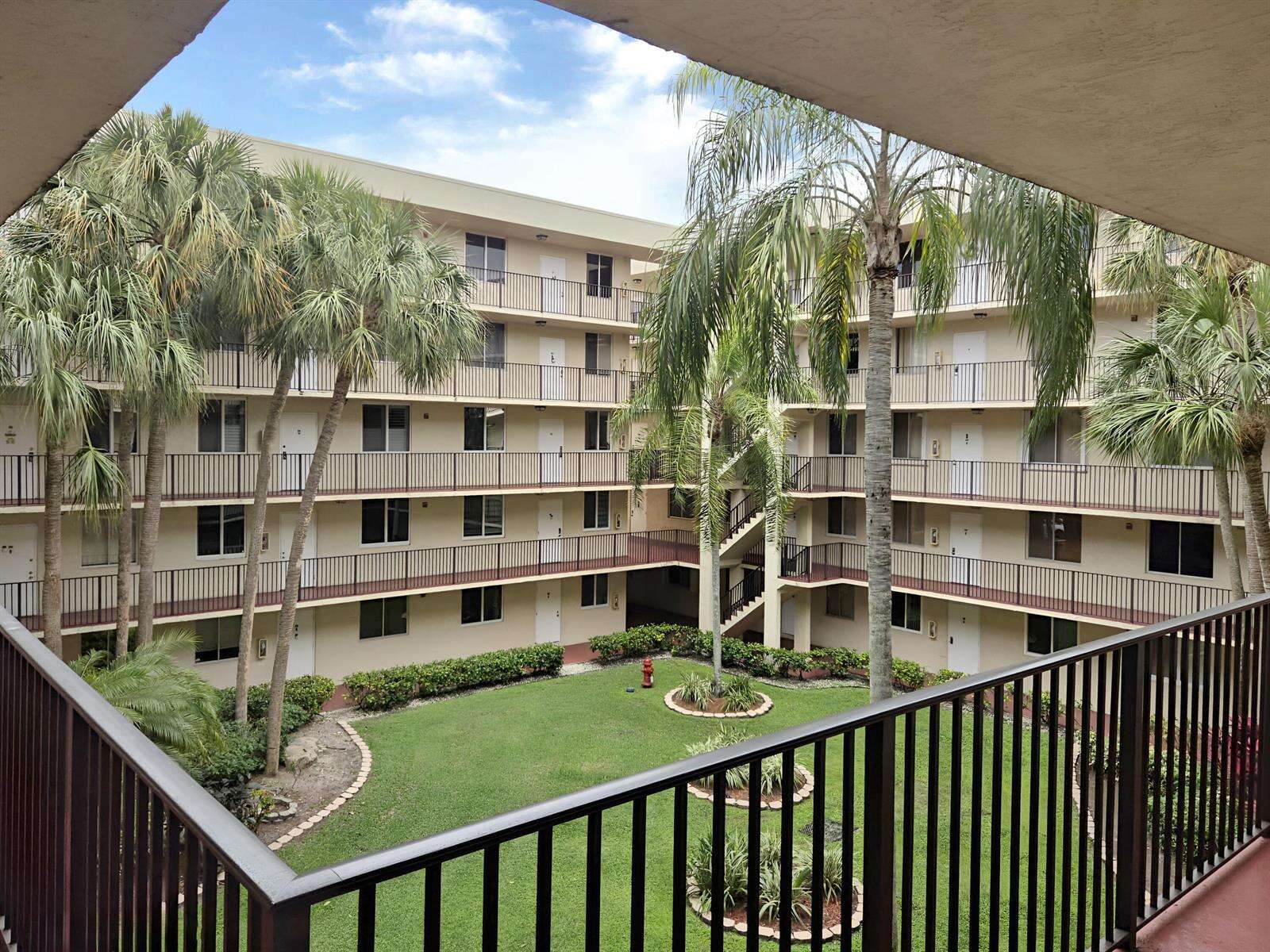 Palm Court | Unit #D-301 Unit #D-301 | Picture 9