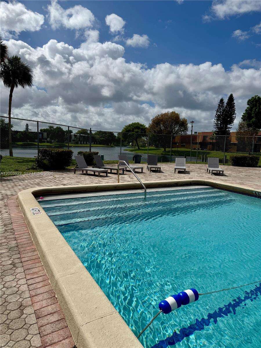 Westview Condominium No Four | Unit #257 Unit #257 | Picture 33