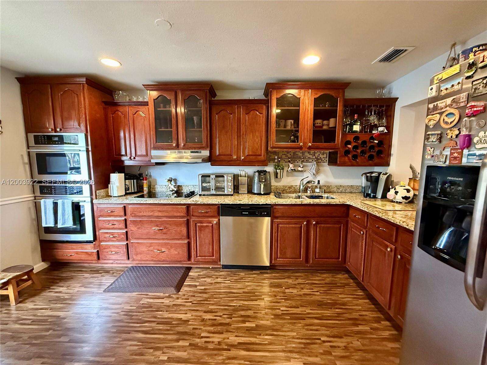 Westview Condominium No Four | Unit #257 Unit #257 | Picture 5