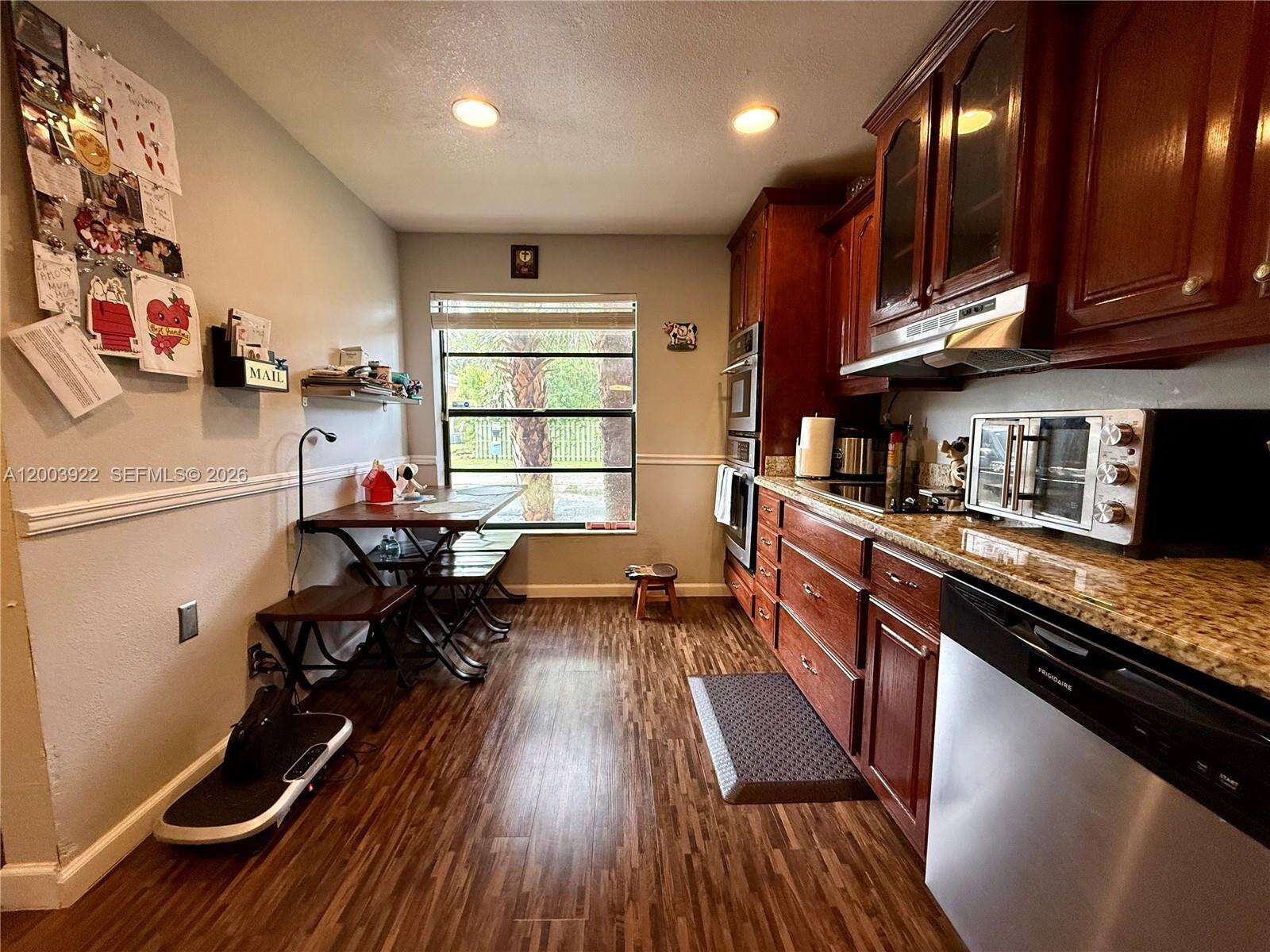 Westview Condominium No Four | Unit #257 Unit #257 | Picture 6