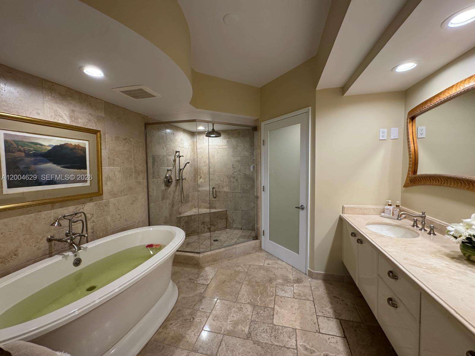 Las Olas River House | Unit #304 Unit #304 | Picture 15