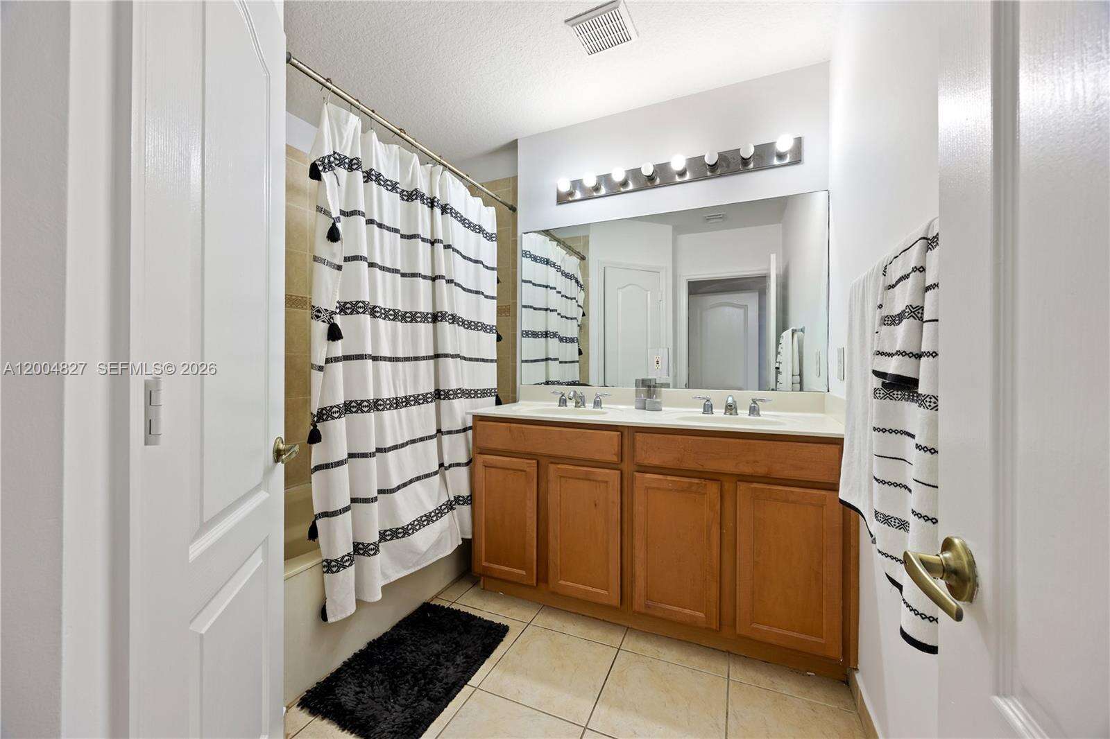 Mandarin Lakes | N/A N/A | Picture 15