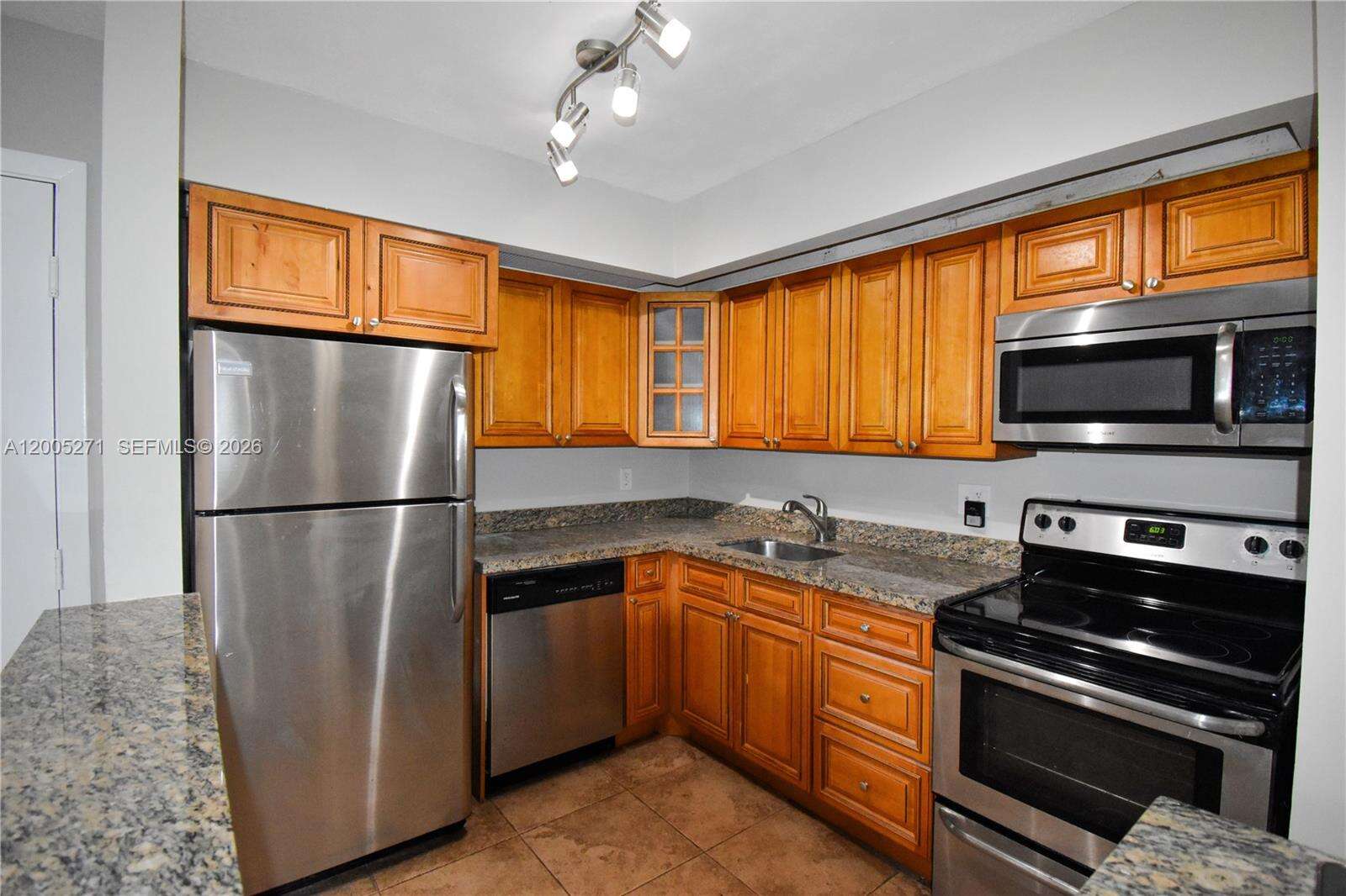 Belfort Condominium D | Unit #112 Unit #112 | Picture 2