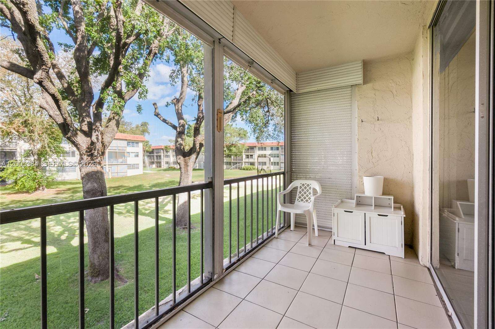 Hollybrook Golf And Tennis Club | Unit #209 Unit #209 | Picture 10