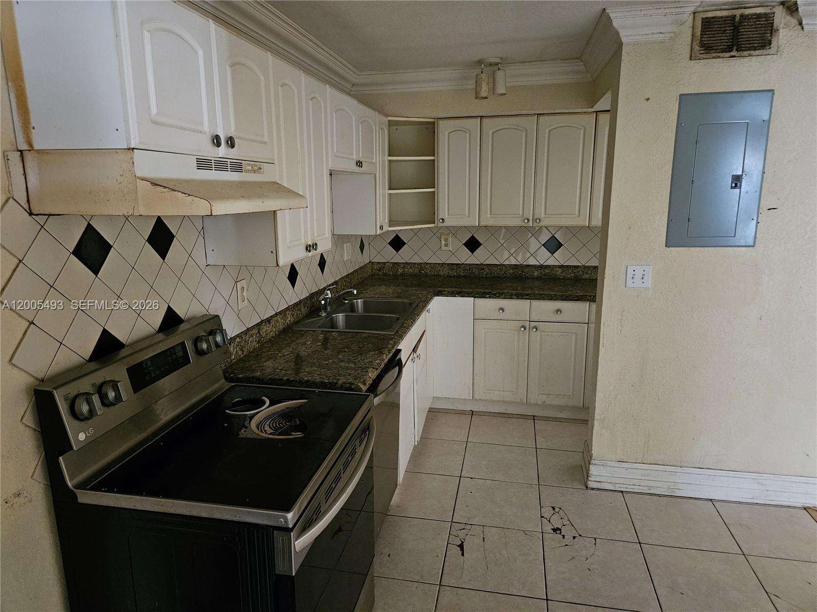 Townhomes Of Oriole Ii Nly 22 Of S 132 58 Of The Fol A Pt Of Par 1 Of Oriole Golf Tennis Club Sec 4 | Unit #F Unit #F | Picture 6